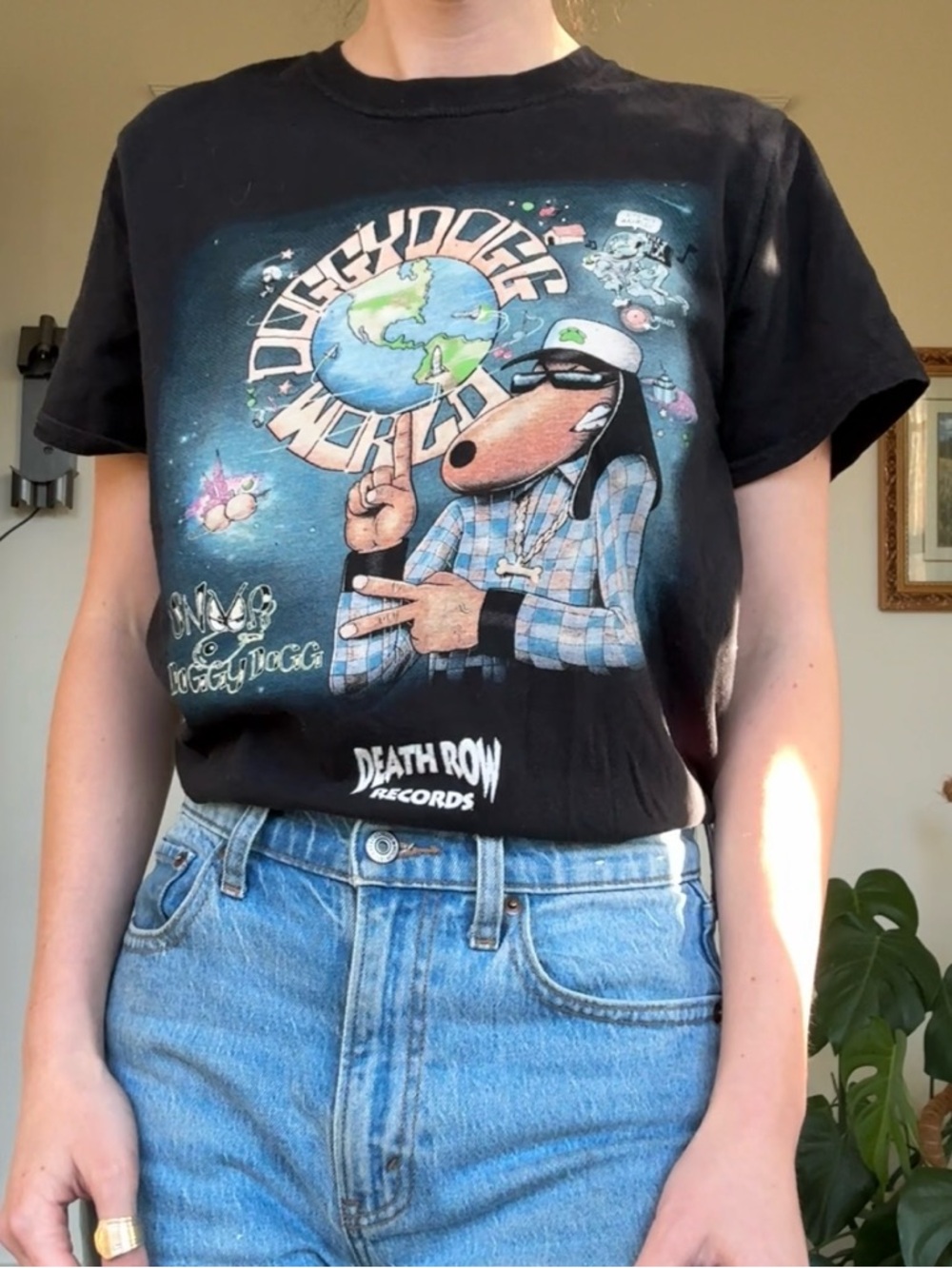 black death row records snoop dogg doggystyle graphic tee